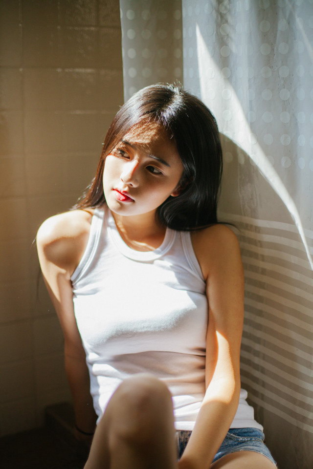 新态度美女主播--伊人 婷儿主播