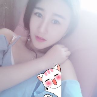 超赞的性感美女主播--雨桐灬风雨桐舟主播