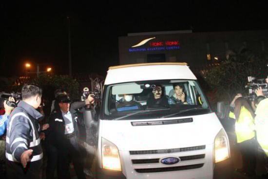 在线秀场直播刘德华抵港急送医院