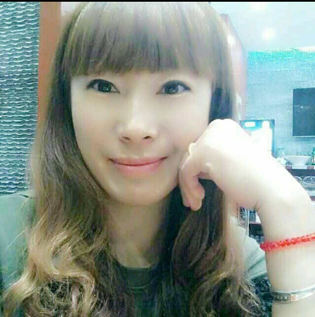 百变女神美女主播--名媛★百变小樱主播