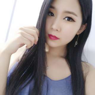 美女主播这头发竟然收到了5个跑车1