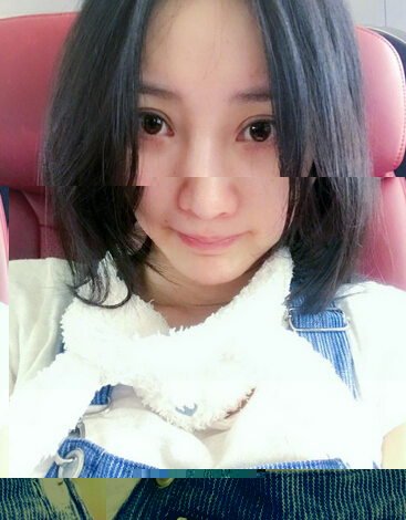 秀场美女柳岩素颜出镜 满满少女感1