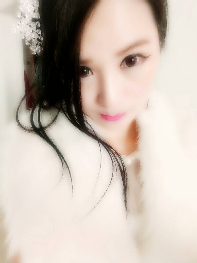 美女魔术般跳热舞 全场惊呆!1
