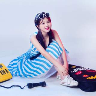 乐嗨美女主播GL贝贝