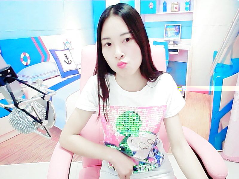 主播直播间现花式情话秀1