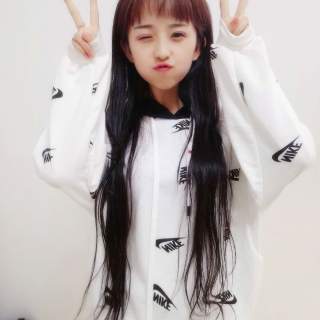 美女主播神木艺怎么那么好看?2