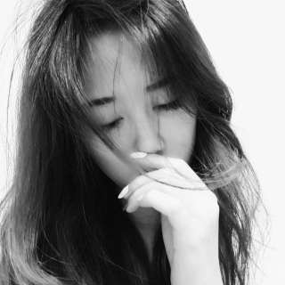 美女直播间打了好几个喷嚏 是有人想她吗?2