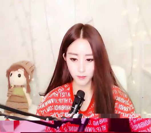 多人视频交友 能跳能唱的美女认识一下1