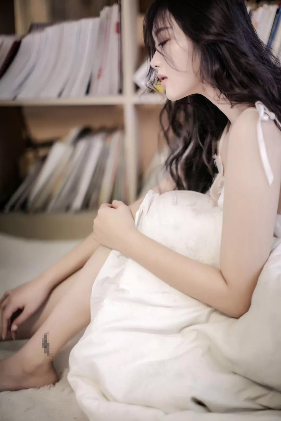 乐嗨美女主播妍吖1