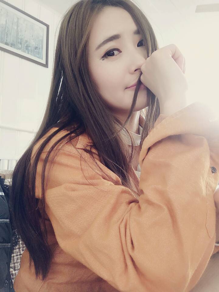 视频秀场直播 美女主播秒变王者西施1
