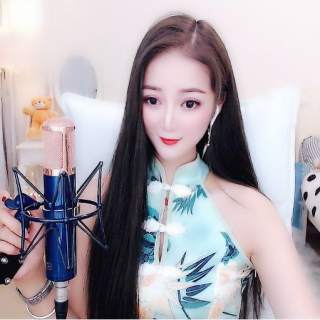 实至名归,美女主播艾琪荣膺【魅力周星】!1