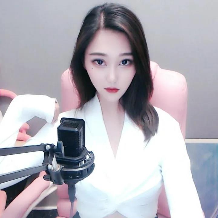 周星主播刘小诺