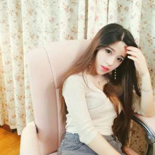 美女主播uu 粉丝刷八百个跑车助力成周星1