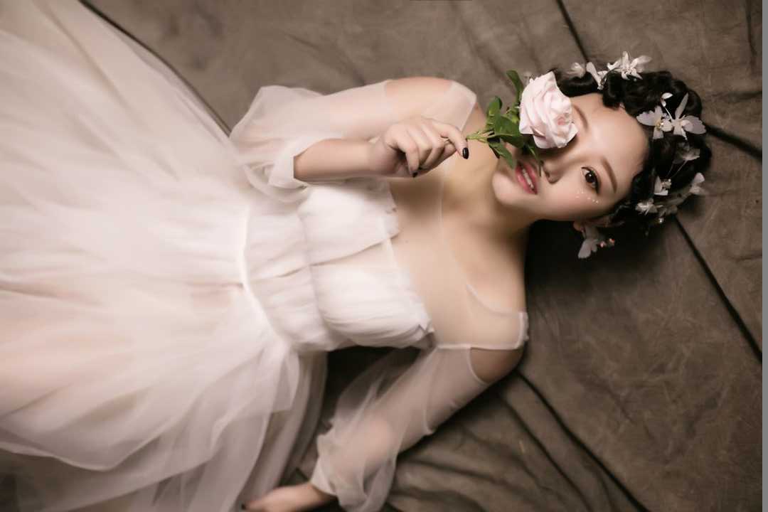 网络聊天室 聊天时带语气词的原因1