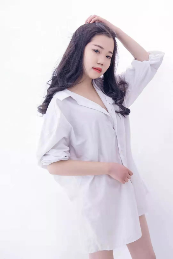 美女主播小太阳:不辜负每一份陪伴1