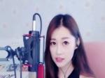 脱口秀主播直播间 美女太能说了