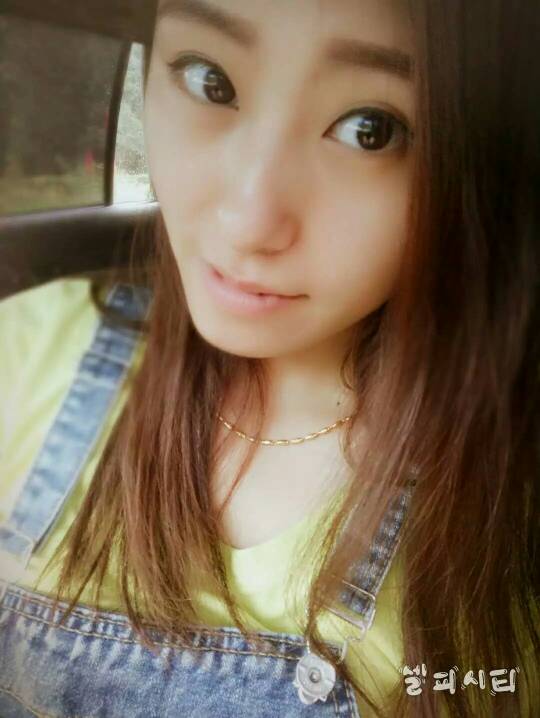 美女主播捧在你手心里小可爱1