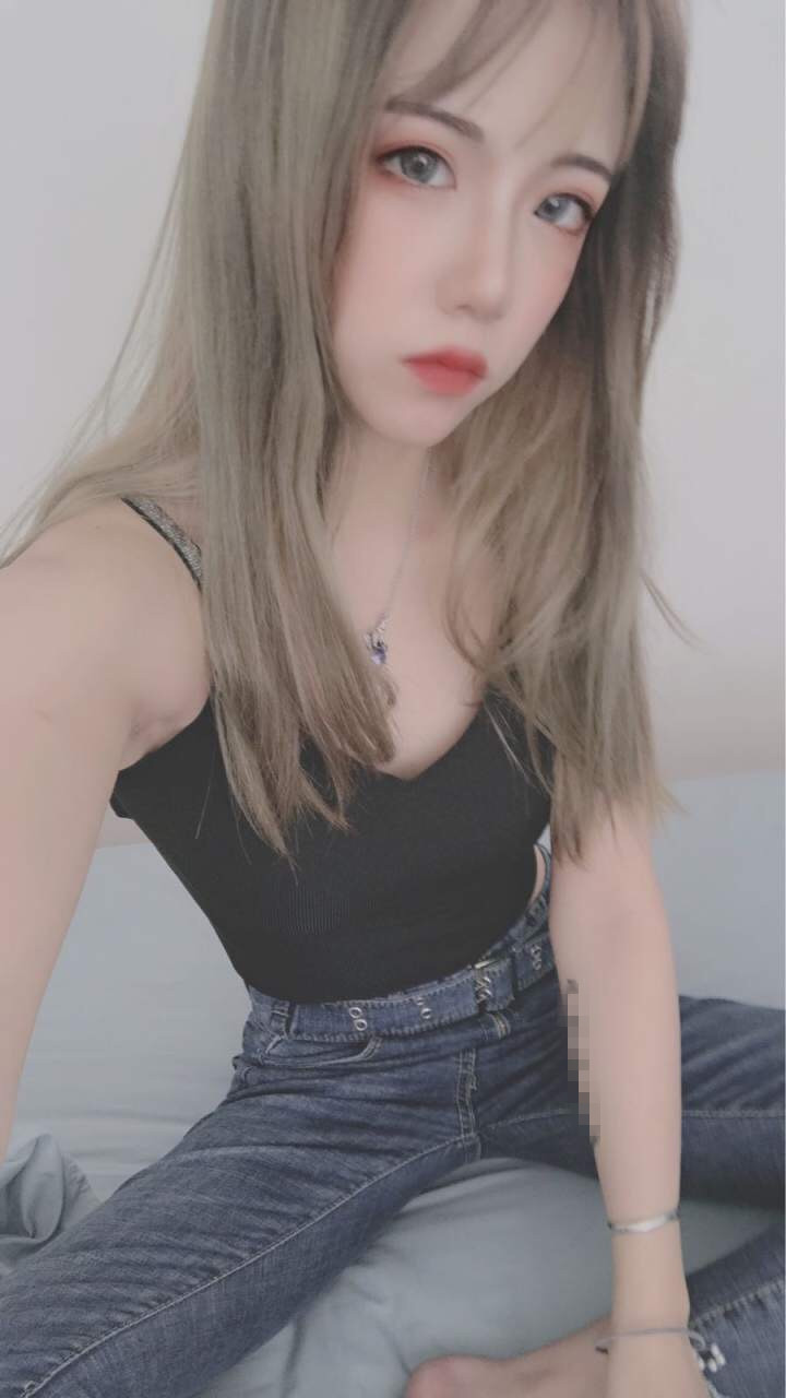 美女主播房间 四川心动唱歌主播2