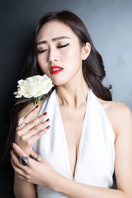 美女主播冬梅是头大锦鲤1