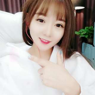 美女主播娃娃脸一脸迷糊表白1