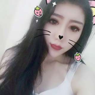 美女主播刘小诺声音嘶哑坚持直播3