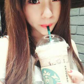 乐嗨大胃少女主播炫麦开“吃播”2