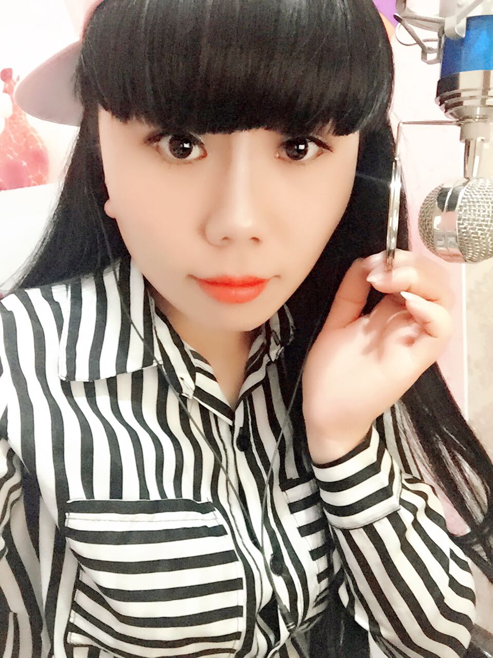 秀场主播间和肥猫戴情侣帽子2