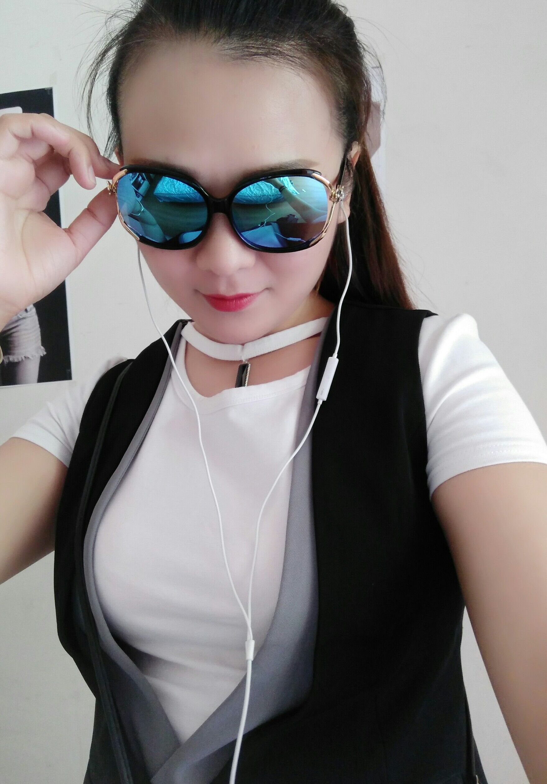 秀场甜美萝莉美女主播静3