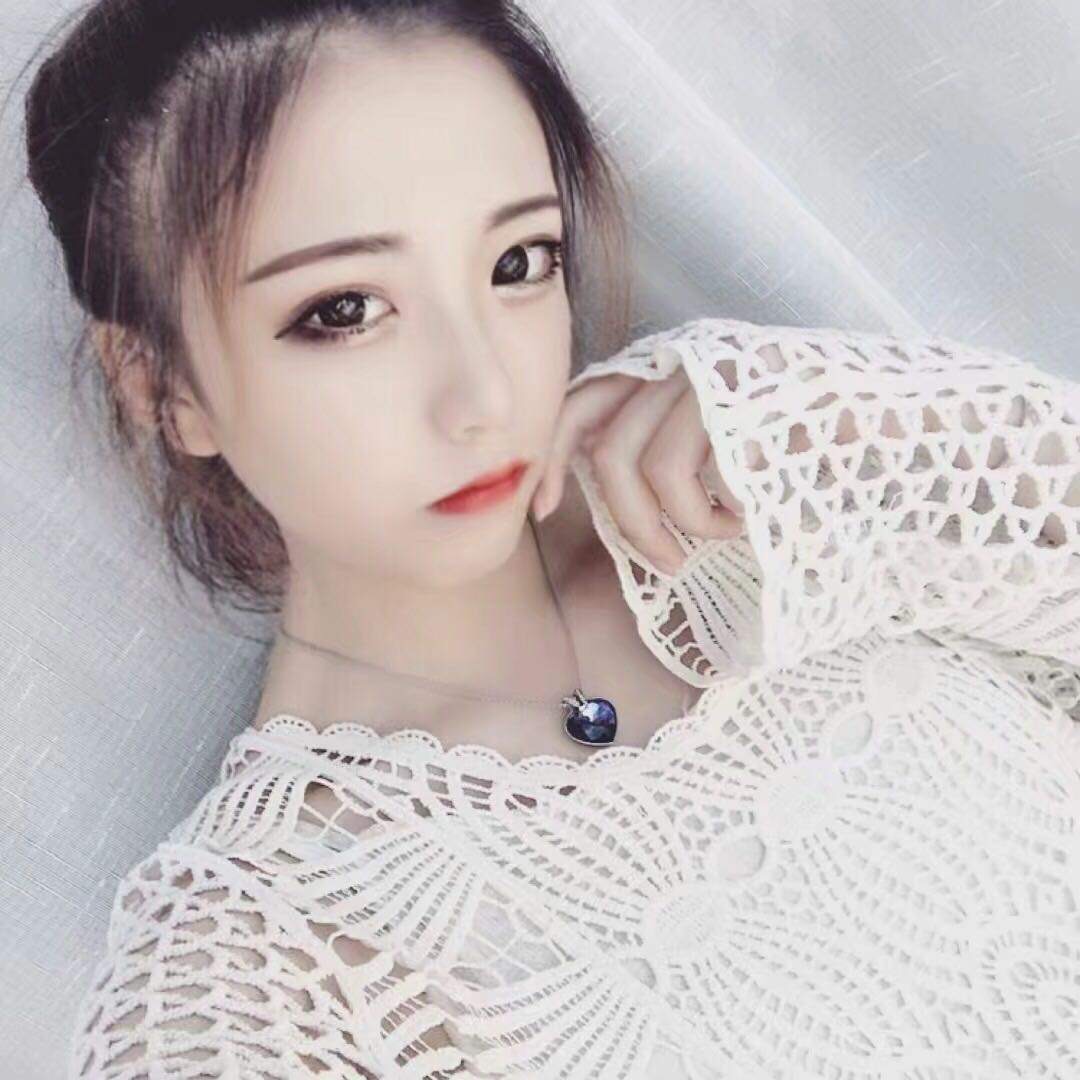 秀场爱笑停不下来的美女主播--清儿3