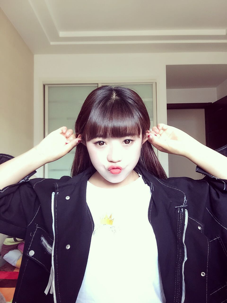 不听话的东北美女主播莹宝3