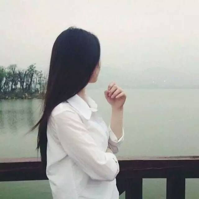 乐嗨美女主播西瓜“怎么老有人想睡我”1