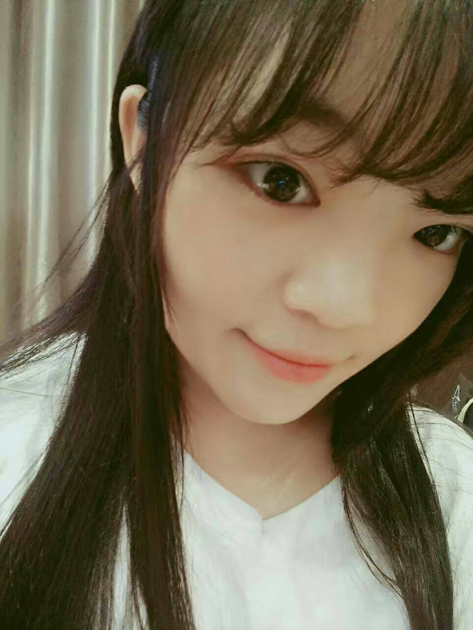 有胆量美女主播文静 直播间玩吹爆气球太厉害3